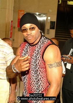 Photo of JJ COOL J at 2nd Annual BET(Black Entertainment Television) Awards at Kodak Theater in Hollywood , reference; Dscf0722