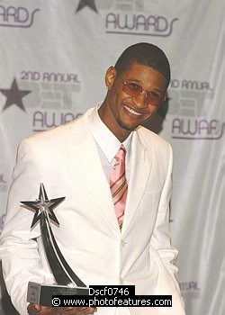 Photo of USHER at 2nd Annual BET(Black Entertainment Television) Awards at Kodak Theater in Hollywood , reference; Dscf0746