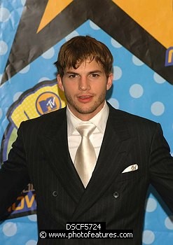 Photo of Ashton Kutcher<br>at the 2003 Movie Awards at Shrine Auditorium in Los Angeles 5/31/03.  , reference; DSCF5724