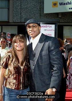 Photo of LL Cool J and wife Simone Smith<br>at Red Carpet for the 2004 4th Annual BET Awards at the Kodak Theatre in Hollywood. Photo by Chris Walter  , reference; DSCF3820a