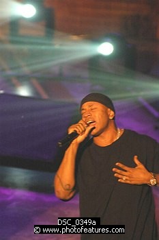 Photo of LL Cool J at reheasals for the First BET Comedy Awards at the Pasadena Civic Auditorium, 27th September 2004. Photo by Chris Walter/Photofeatures. , reference; DSC_0349a
