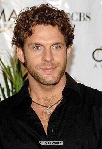 Photo of Billy Currington<br>at the 38th Annual CMA Awards at The Grand Ole Opry in Nashville, November 9th 2004.  , reference; DSCF0578a
