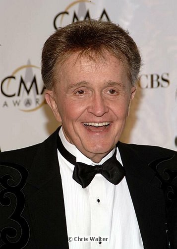 Photo of Bill Anderson<br>at the 38th Annual CMA Awards at The Grand Ole Opry in Nashville, November 9th 2004. Photos by Chris Walter/Photofeatures. , reference; DSCF0652a