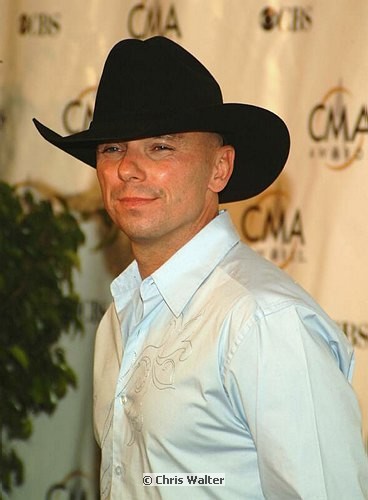 Photo of Kenny Chesney 2004<br> Chris Walter<br> , reference; DSCF0785a