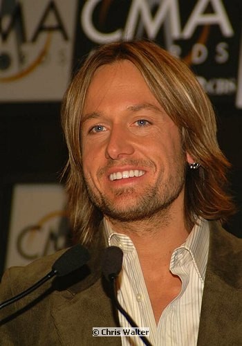 Photo of Keith Urban<br>at the 38th CMA (Country Music Association) in Nashville, Nov 9th, 2004. Photos by Chris Walter. , reference; DSCF0882a