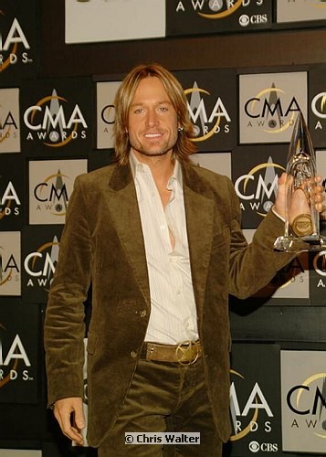 Photo of Keith Urban <br>at the 38th CMA (Country Music Association) in Nashville, Nov 9th, 2004. Photos by Chris Walter. , reference; DSCF0886a