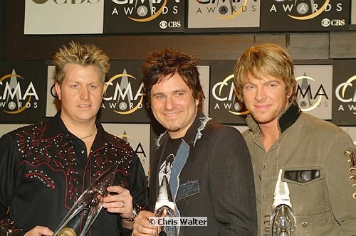 Photo of Rascal Flatts - Vocal Group<br>at the 38th CMA (Country Music Association) in Nashville, Nov 9th, 2004. Photos by Chris Walter. , reference; DSCF0890a
