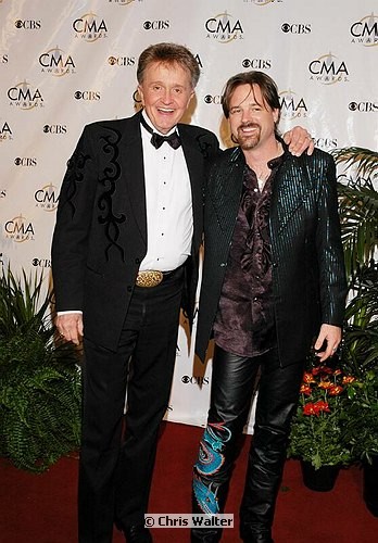 Photo of Bill Anderson and Jon Randall<br>at the 38th Annual CMA Awards at The Grand Ole Opry in Nashville, November 9th 2004. Photos by Chris Walter/Photofeatures. , reference; DSC_1367a