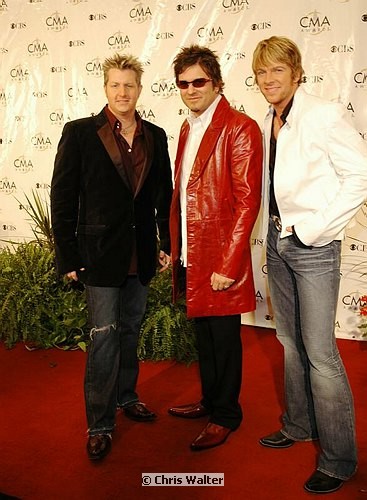 Photo of Rascal Flatts<br>at the 38th Annual CMA Awards at The Grand Ole Opry in Nashville, November 9th 2004. Photos by Chris Walter/Photofeatures. , reference; DSC_1428a