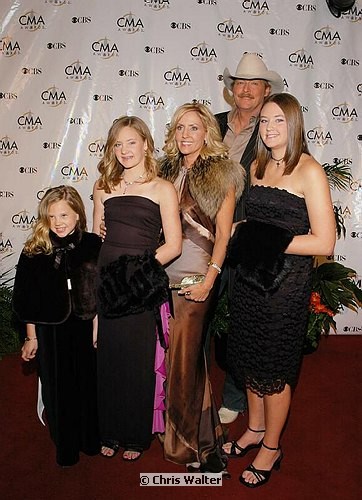 Photo of Alan Jackson and family<br>at the 38th Annual CMA Awards at The Grand Ole Opry in Nashville, November 9th 2004. Photos by Chris Walter/Photofeatures. , reference; DSC_1443a