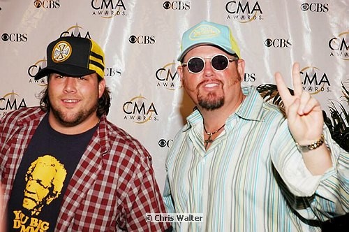 Photo of Uncle Kracker and Cledus T. Judd<br>at the 38th Annual CMA Awards at The Grand Ole Opry in Nashville, November 9th 2004. Photos by Chris Walter/Photofeatures. , reference; DSC_1448a