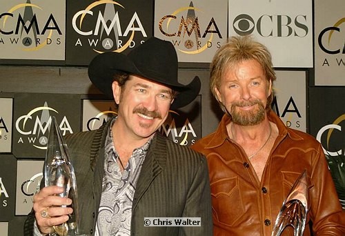 Photo of Brooks & Dunn<br>at the 38th CMA (Country Music Association) in Nashville, Nov 9th, 2004. Photos by Chris Walter. , reference; dscf0933a