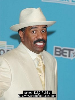 Photo of Steve Harvey in Photo Room at 2005 BET Awards at the Kodak Theatre in Hollywood, June 28th 2005. Photo by Chris Walter/Photofeatures. , reference; harvey_DSC_7185a
