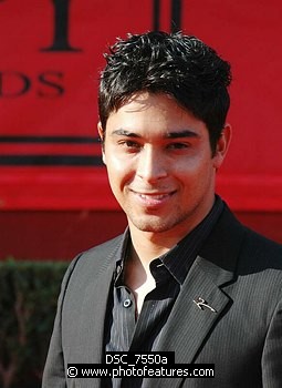 Photo of Wilmer Valderrama at Arrivals for the 2005 ESPY Awards at the Kodak Theatre in Hollywood, July 13th 2005. Photo by Chris Walter/ Photofeatures , reference; DSC_7550a