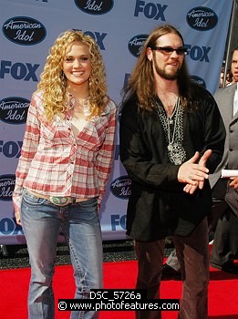 Photo of Carrie Underwood and Bo Bice , reference; DSC_5726a