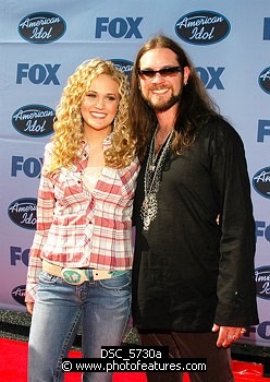 Photo of Carrie Underwood and Bo Bice , reference; DSC_5730a