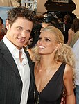 Photo of Jessica Simpson and Nick Lachey<br>at the 2005 MTV Movie Awards at the Shrine Auditorium in Los Angeles, June 4th 2005