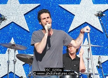 Photo of Adam Levine of Maroon 5 performs at the NFL Opening Kickoff 2003 at the Los Angeles Coliseum, September 8th 2005.<br>Photo by Chris Walter/Photofeatures , reference; DSC_0200a