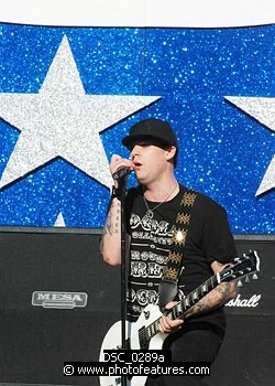 Photo of Joel Madden of Good Charlotte performs at the NFL Opening Kickoff 2003 at the Los Angeles Coliseum, September 8th 2005.<br>Photo by Chris Walter/Photofeatures , reference; DSC_0289a