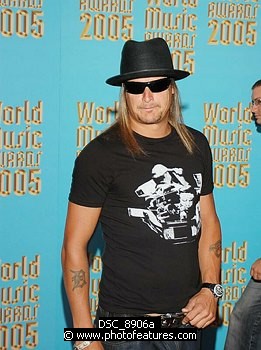 Photo of Kid Rock at  Arrivals for 2005 World Music Awards  at Kodak Theatre in Hollywood. 8-31-2005.<br>Photo by Chris Walter/Photofeatures , reference; DSC_8906a