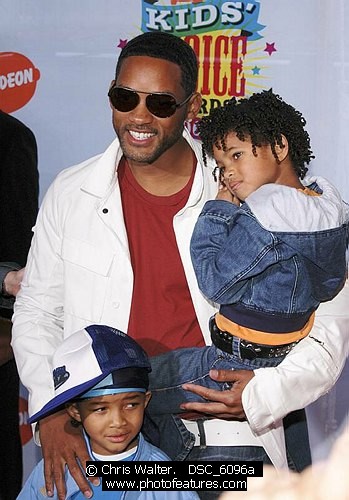 Photo of Will Smith, Jaden Smith and Willow Smith , reference; DSC_6096a