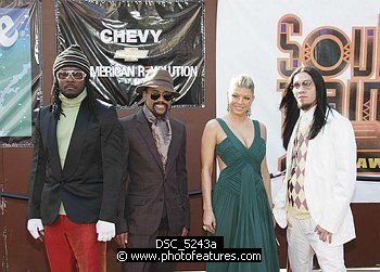 Photo of Black Eyed Peas<br>at the 2006 20th Soul Train Awards in Pasadena, California on March 4th 2006.<br>Photo by Chris Walter/Photofeatures , reference; DSC_5243a