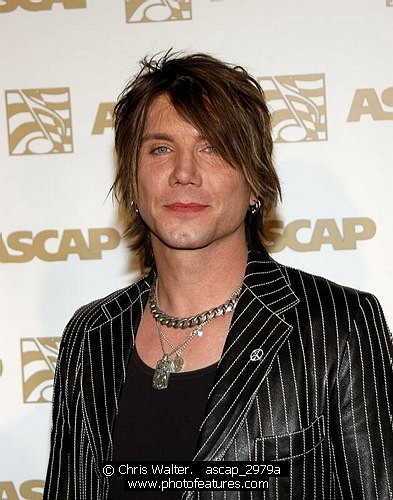Photo of Johnny Rzeznik<br>at the 2007 ASCAP Pop Awards at Kodak Theatre in Hollywood, April 18th 2007.<br>Photo by Chris Walter/Photofeatures , reference; ascap_2979a