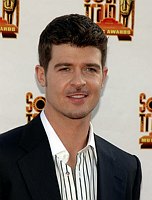 Robin Thicke<br>at the 2007 Soul Train Awards at Pasadena Cicic, March 10th 2007.<br>Photo by Chris Walter/Photofeatures