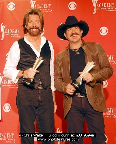 Photo of 2008 ACM Awards by Chris Walter , reference; brooks-dunn-acm08_9594a,www.photofeatures.com