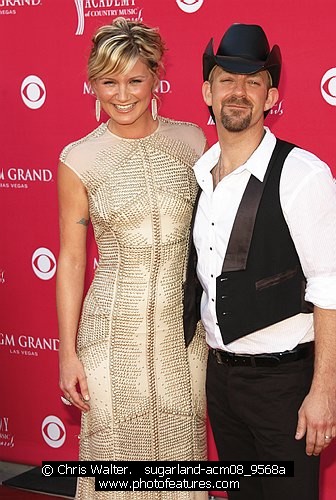 Photo of 2008 ACM Awards by Chris Walter , reference; sugarland-acm08_9568a,www.photofeatures.com