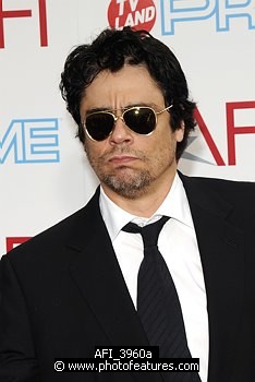 Photo of Benicio del Toro at the 37th AFI Life Achievement Awards Honoring Michael Douglas at Sony Studios, Culver City on June 11th 2009.  , reference; AFI_3960a