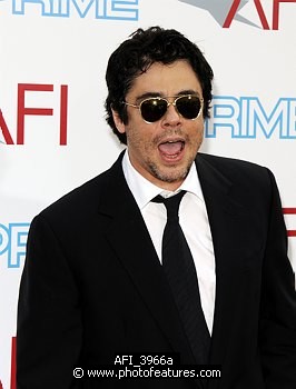 Photo of Benicio del Toro at the 37th AFI Life Achievement Awards Honoring Michael Douglas at Sony Studios, Culver City on June 11th 2009.  , reference; AFI_3966a