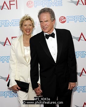 Photo of Annette Bening and Warren Beatty at the 37th AFI Life Achievement Awards Honoring Michael Douglas at Sony Studios, Culver City on June 11th 2009.  , reference; AFI_4043a