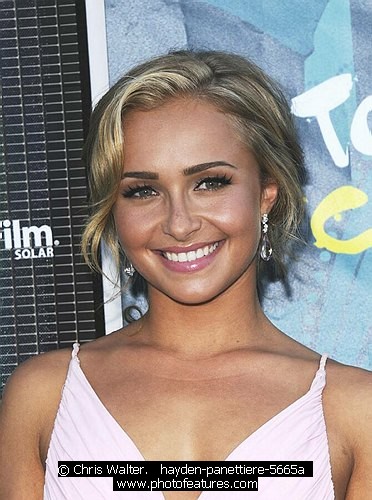 Photo of Teen Choice 2009 Awards by Chris Walter , reference; hayden-panettiere-5665a,www.photofeatures.com