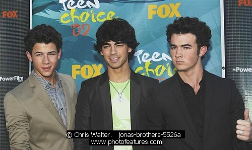 Photo of Teen Choice 2009 Awards by Chris Walter , reference; jonas-brothers-5526a,www.photofeatures.com