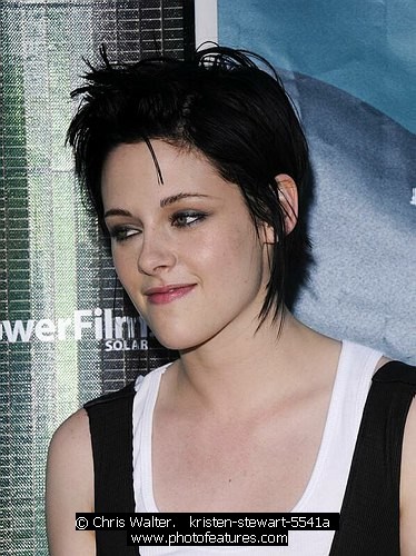Photo of Teen Choice 2009 Awards by Chris Walter , reference; kristen-stewart-5541a,www.photofeatures.com