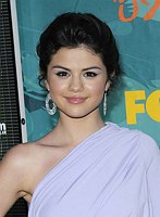 Photo of Selena Gomez at the Teen Choice 2009 Awards at Gibson Amphitheatre in Universal City, August 9th 2009.<br>Photo by Chris Walter/Photofeatures