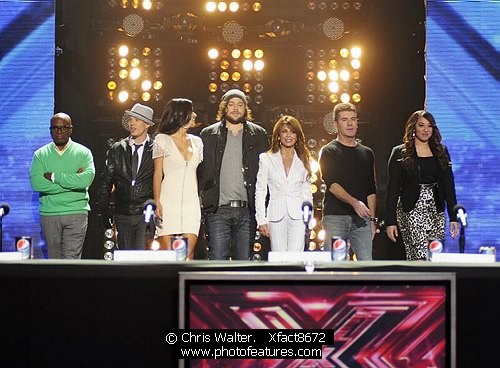 Photo of 2011 X Factor Finale by Chris Walter , reference; Xfact8672,www.photofeatures.com