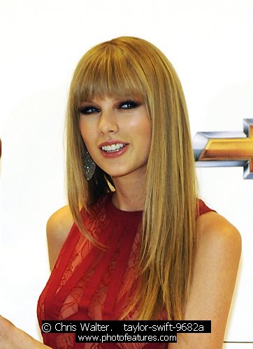 Photo of 2012 Billboard Music Awards by Chris Walter , reference; taylor-swift-9682a,www.photofeatures.com
