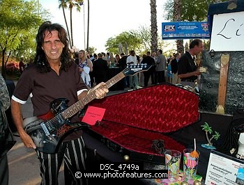 Photo of Alice Cooper and guitar for auction  , reference; DSC_4749a