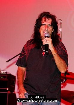 Photo of Alice Cooper<br>at the 9th Annual Alice Cooper Celebrity Golf Tournament in Scottsdale, Arizona, May 1st 2005.  Photo by Chris Walter/Photofeatures. , reference; DSC_4852a