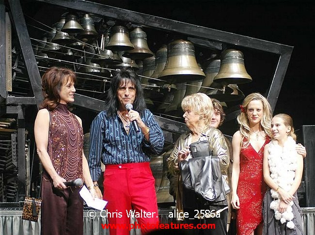 Photo of Alice Pudding 2004 for media use , reference; alice_2586a,www.photofeatures.com