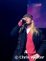 Cheap Trick Robin Zander at Alice Cooper's Christmas Pudding show for his Solid Rock Foundation Charity at Dodge Theatre in Phoenix, Arizona, December 18th 2004. Photo by Chris Walter/Photofeatures.