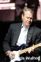 Glen Campbell at Alice Cooper's Christmas Pudding show for his Solid Rock Foundation Charity at Dodge Theatre in Phoenix, Arizona, December 18th 2004. Photo by Chris Walter/Photofeatures.