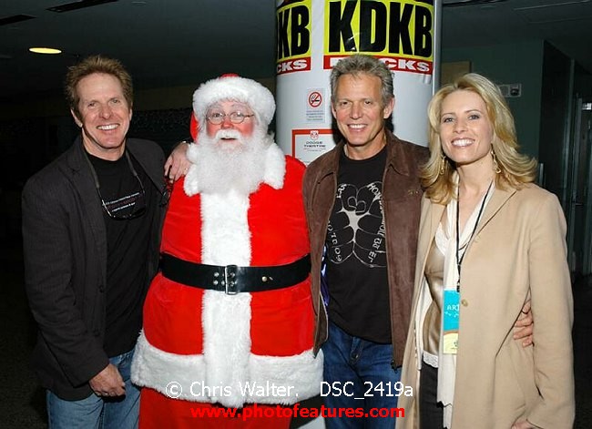 Photo of Alice Cooper Christmas Pudding 2005 for media use , reference; DSC_2419a,www.photofeatures.com