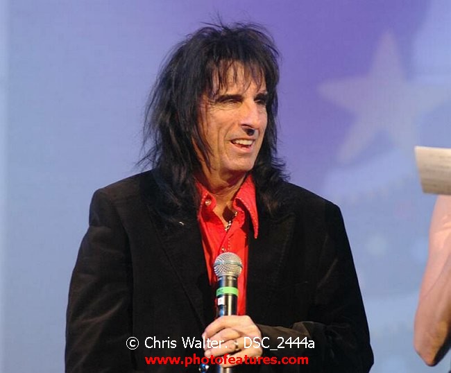 Photo of Alice Cooper Christmas Pudding 2005 for media use , reference; DSC_2444a,www.photofeatures.com
