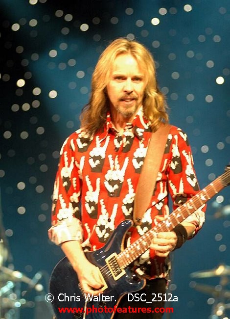 Photo of Alice Cooper Christmas Pudding 2005 for media use , reference; DSC_2512a,www.photofeatures.com