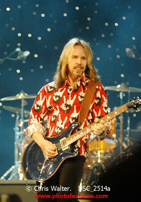 Photo of Alice Cooper Christmas Pudding 2005 for media use , reference; DSC_2514a,www.photofeatures.com