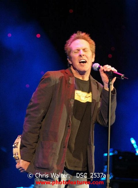 Photo of Alice Cooper Christmas Pudding 2005 for media use , reference; DSC_2537a,www.photofeatures.com