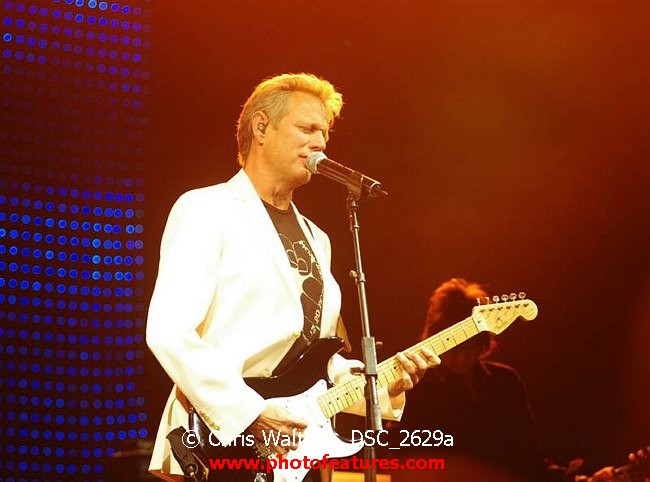 Photo of Alice Cooper Christmas Pudding 2005 for media use , reference; DSC_2629a,www.photofeatures.com